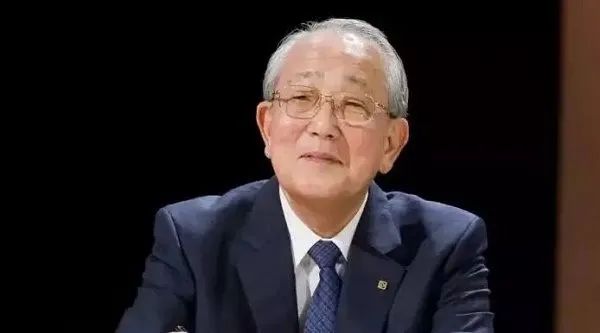 稻盛和夫：真正内心强大的人，凡事从自己身上找原因 - 图8