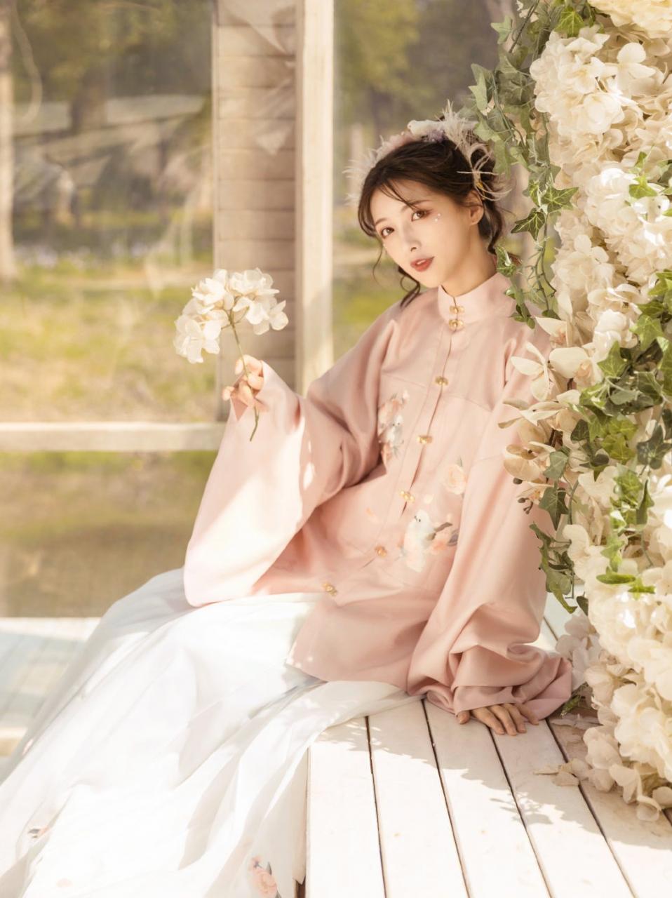 “初恋风”汉服的搭配小技巧 - 图2