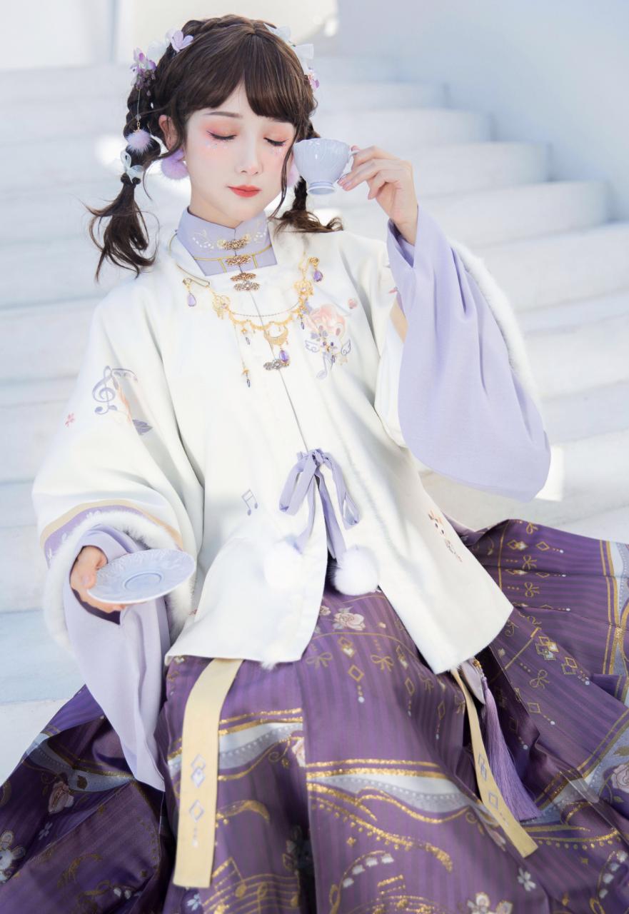 圆脸的女生汉服选择技巧 - 图3