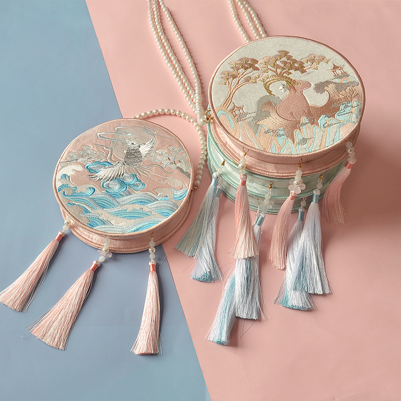 汉服出行的“必备单品”：小香包&绣花包 - 图2