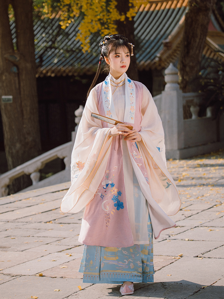 适合微胖女生的汉服形制 - 图3